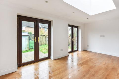 9 Ryefield Close, Petersfield, GU31 4RA