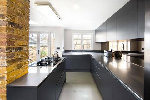 4 Aston Street, London, E14 7NF