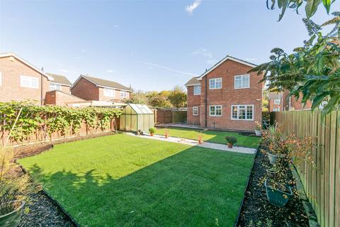 3 bedroom detached house for sale, Girton Walk, Darlington