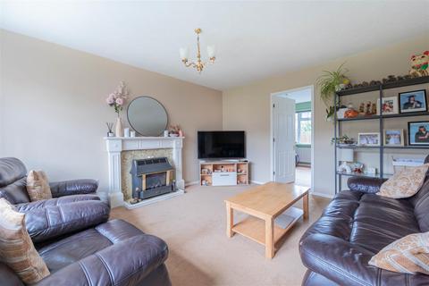 3 bedroom detached house for sale, Girton Walk, Darlington