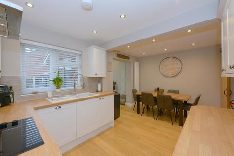 4 bedroom semi-detached house for sale, St. Andrews Road, Radbrook Green, Shrewsbury