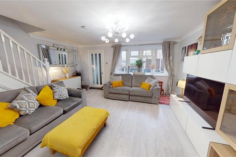 25 Deben, East Tilbury, Tilbury, RM18 8RG