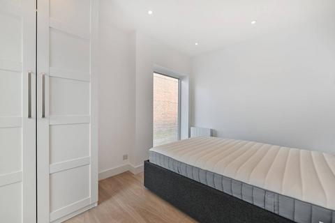 1 bedroom flat for sale, 259 Acton Lane, London W4