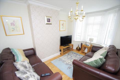 3 bedroom terraced house to rent, Yarmouth Road, Watford, WD24