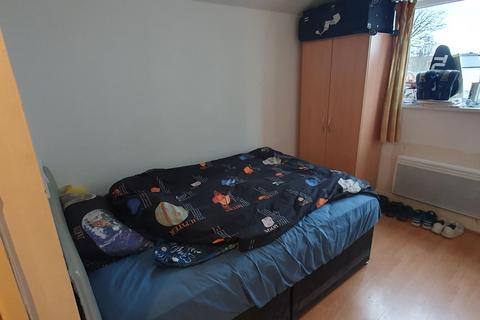 undefined, Flat 3, 16, Mundy Place