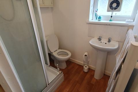 undefined, Flat 3, 16, Mundy Place