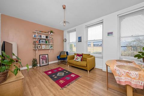 2 bedroom apartment to rent, Milkwood Road, Herne Hill, London, SE24