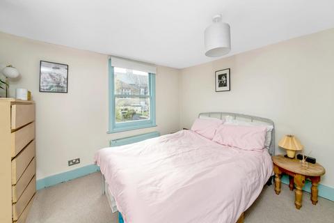 2 bedroom apartment to rent, Milkwood Road, Herne Hill, London, SE24