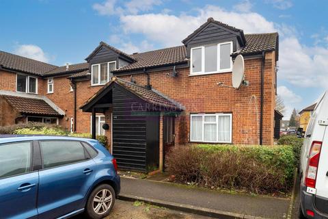 1 bedroom maisonette for sale, Springwood Crescent, Edgware HA8