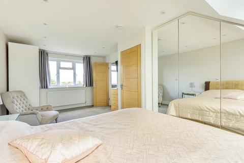 13 Molescroft, London, SE9 3JU