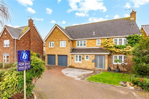 5 bedroom detached house for sale, Broughton Road, South Woodham Ferrers, Chelmsford, Essex, CM3