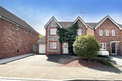 26 Columbine Way, Littlehampton, BN17 6UX