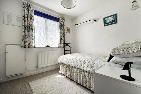 26 Columbine Way, Littlehampton, BN17 6UX