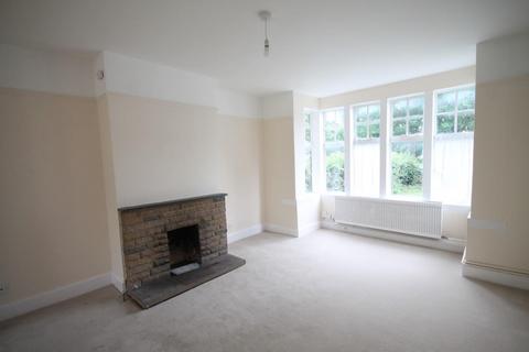 3 bedroom semi-detached house to rent, Newmarket Road Cambridge