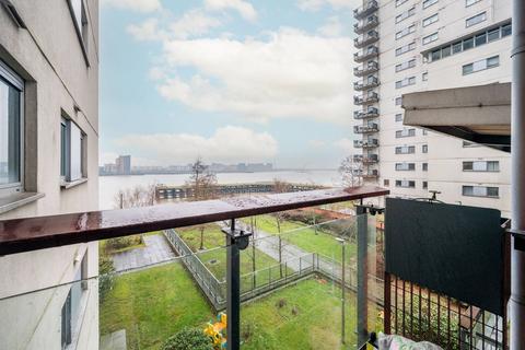 28, Sark Tower Erebus Drive, London, SE28 0GG