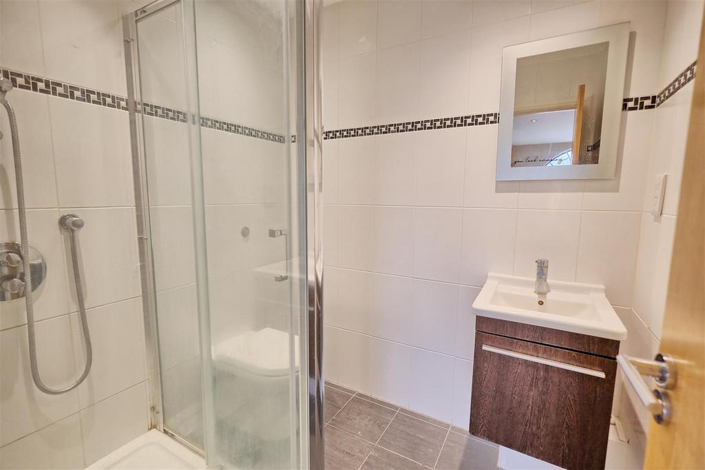 En suite shower room