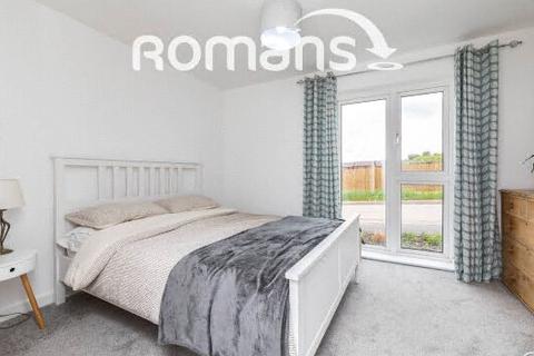 2 bedroom flat to rent, Flatts Close, Stoke Gifford, Bristol, BS34