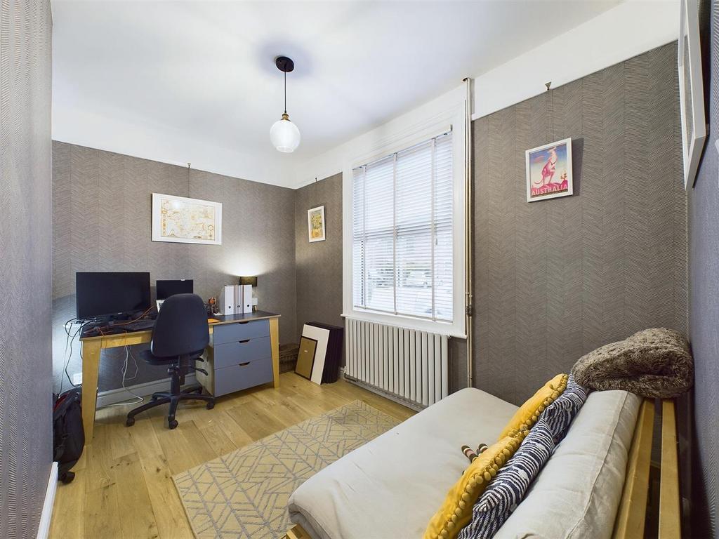 Bedroom 4/Office