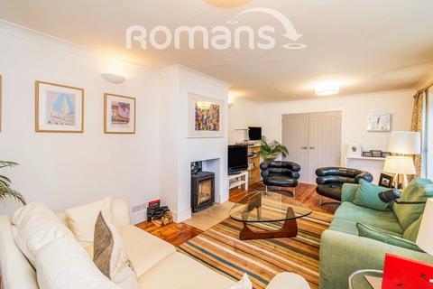 undefined, North Drive, Littleton, Winchester, SO22