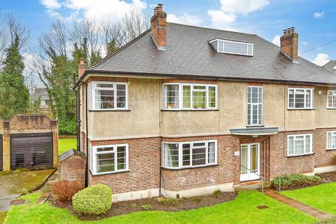 4 Grove Avenue, Sutton, SM1 2DP