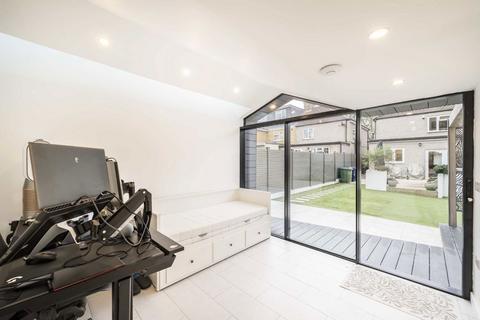 14 Avalon Road, London, W13 0BN