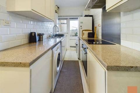 2 bedroom ground floor flat for sale, Boscawen Road, Perranporth, TR6 0EP