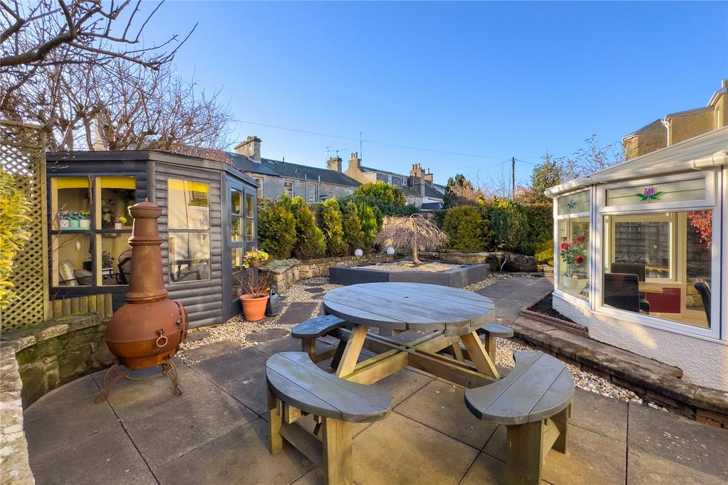 Patio/Seating Area