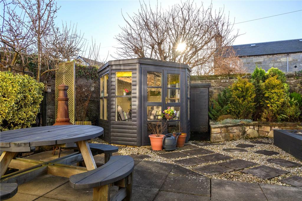 Patio/Summer House