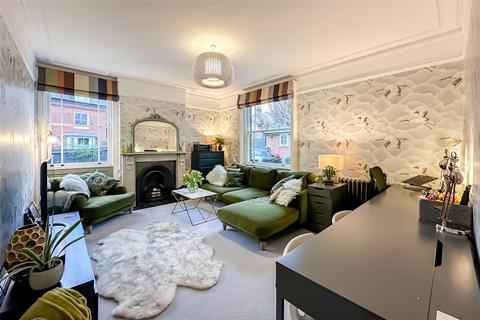 4 bedroom end of terrace house for sale, Church Crescent, St. Albans, Hertfordshire, AL3