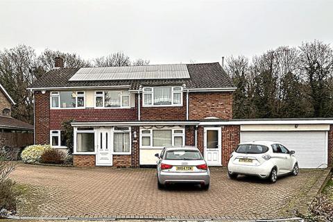 4 bedroom detached house for sale, Wyndham Close, Orpington