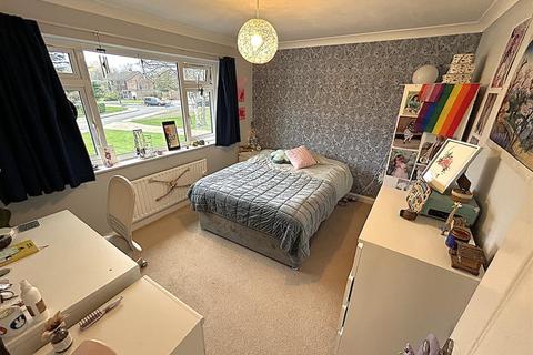 2 Wyndham Close, Orpington, BR6 8JX