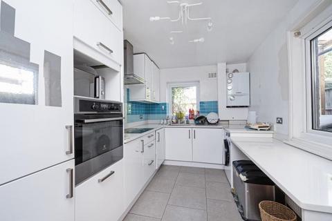 60 Geere Road, London, E15 3PW