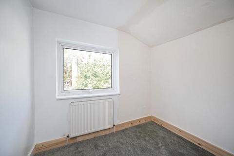 60 Geere Road, London, E15 3PW
