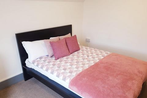 1 bedroom in a house share to rent, Pinner HA5