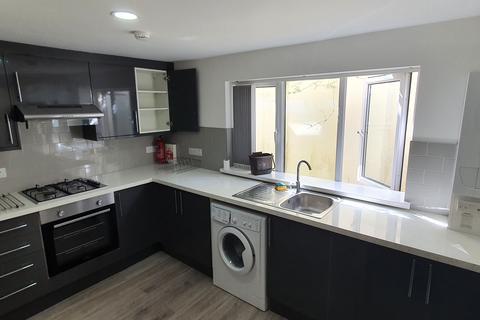 undefined, Flat 2, 30 Russell Street