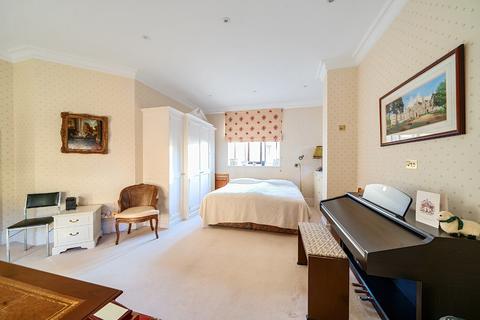 19, Stanmore Hall Wood Lane, Stanmore, HA7 4JY