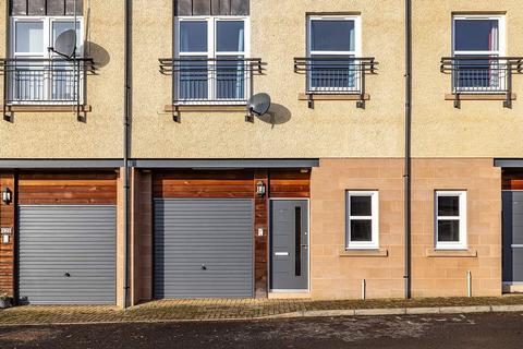 3 bedroom terraced house for sale, 20 Williams Court, Jedburgh TD8 6BS