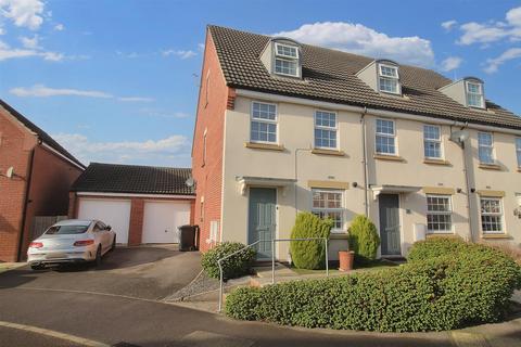 3 bedroom end of terrace house for sale, Axmouth Drive, Mapperley, Nottingham