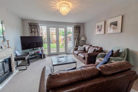 3 bedroom end of terrace house for sale, Axmouth Drive, Mapperley, Nottingham