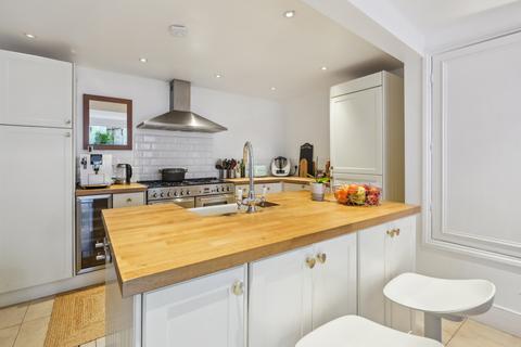 4 bedroom terraced house to rent, Oakbury Road, SW6