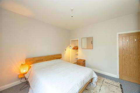 56 Artisan View, Sheffield, S8 9TP