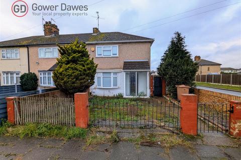 3 bedroom end of terrace house for sale, Scott Road, Chadwell St.Mary