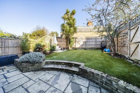 4 bedroom terraced house for sale, Fernwood Avenue, London