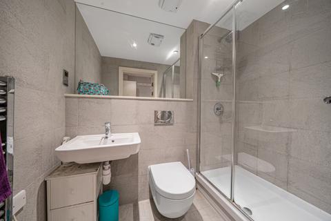 2 bedroom apartment for sale, Deals Gateway, London