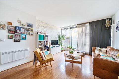 2 bedroom apartment for sale, Deals Gateway, London