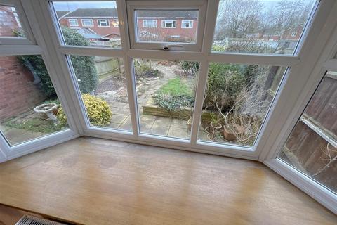 87 Deansway, Warwick, CV34 5DF