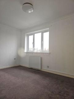 1 bedroom flat for sale, Robin Hood Road, Skegness, Lincolnshire, PE25 3QU