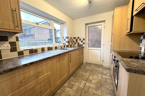 3 bedroom detached house to rent, Tenbury Gardens, Wolverhampton WV4