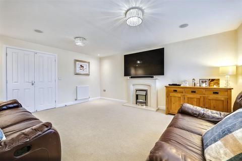 5 bedroom detached house for sale, Barnards Way, Kibworth Harcourt