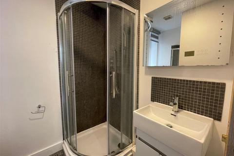 1 bedroom apartment to rent, The Parade, Roath, Cardiff